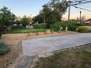 view of patio terrace at dusk