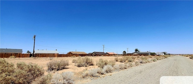 Listing photo 2 for 8801 Grove Ave, California City CA 93505