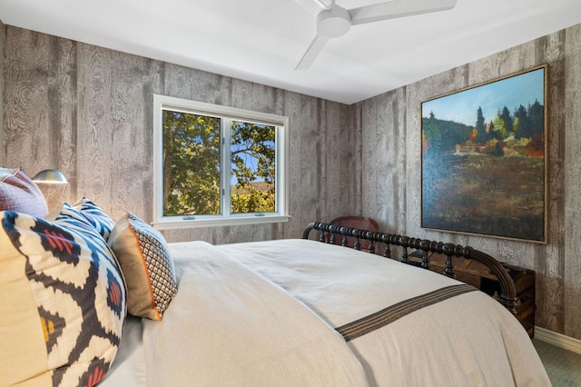 bedroom featuring ceiling fan