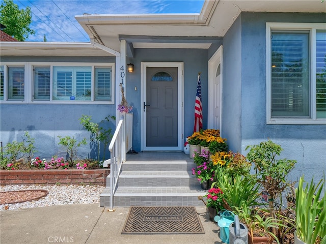 view of property entrance