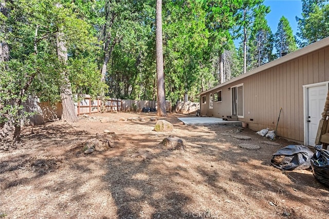 view of yard with a patio area