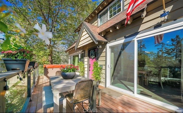 view of wooden deck