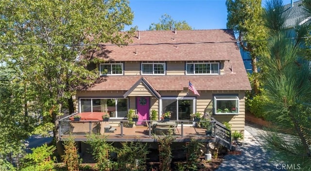 514 Emerald Dr, Lake Arrowhead, CA 92352 - rear view of property featuring a deck and roof with shingles