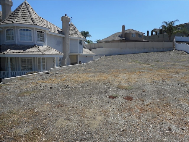 Listing photo 3 for 569 Longhorn Dr, Canyon Lake CA 92587