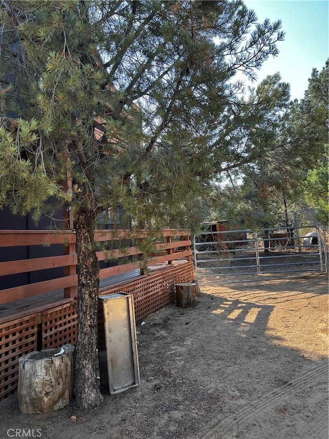 97390 Dome View Ave, Kennedy Meadows, CA 93527 - view of yard