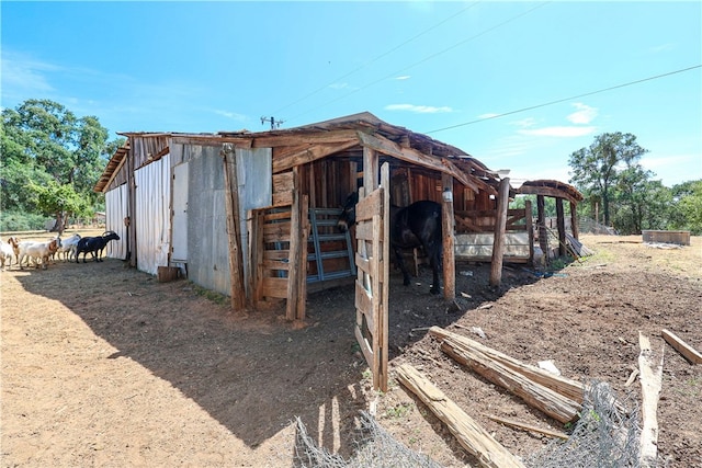 view of outdoor structure