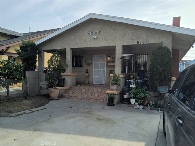 view of front of property