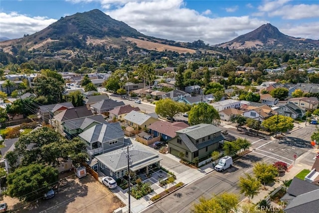 bird's eye view with a mountain view