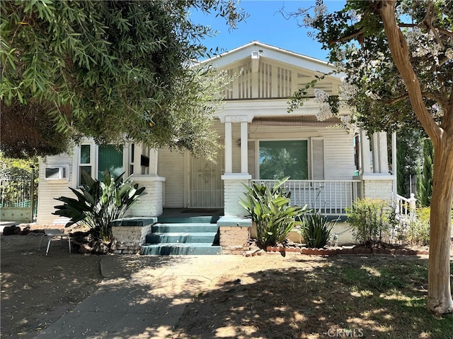 view of front of house with covered porch