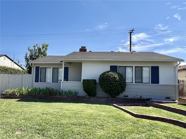 view of front of property with a front yard