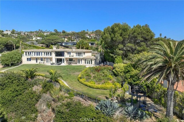 19 Marguerite Dr, Rancho Palos Verdes, CA 90275 - rear view of property with a yard