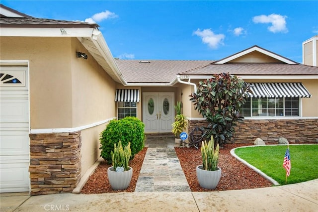 property entrance featuring a garage