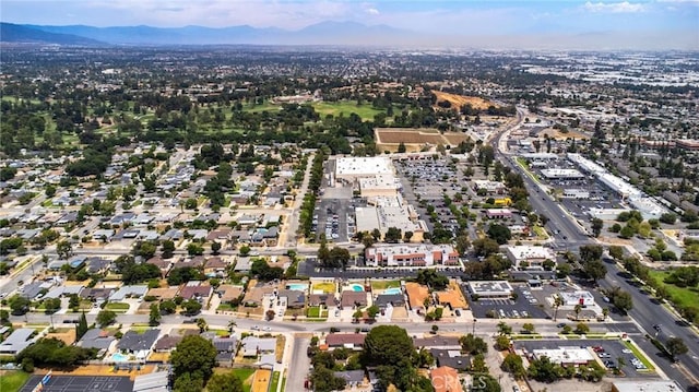 bird's eye view featuring a mountain view