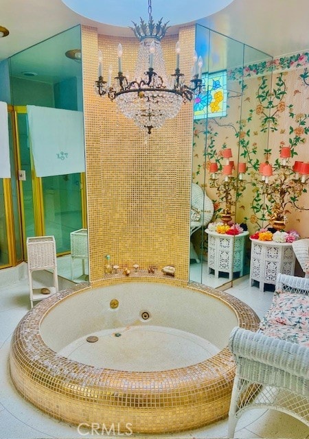 730 Santiago Ave, Long Beach, CA 90804 - bathroom featuring a chandelier and a jetted tub