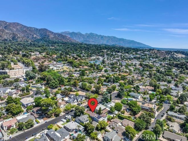 bird's eye view featuring a residential view and a mountain view