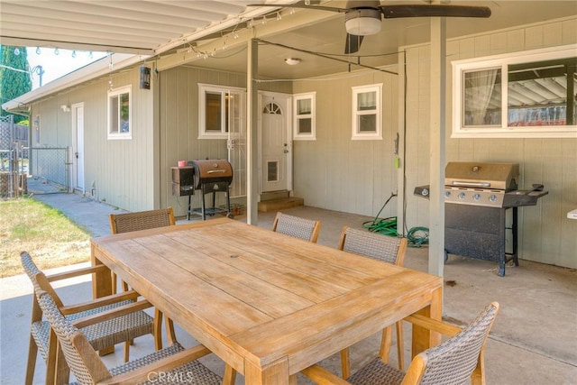 view of patio featuring grilling area and ceiling fan