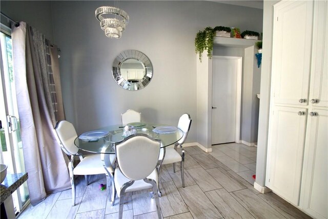 dining room featuring an inviting chandelier