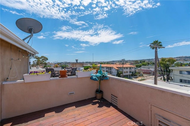 637 S Grand Ave Unit 4, San Pedro, CA 90731 - view of wooden terrace