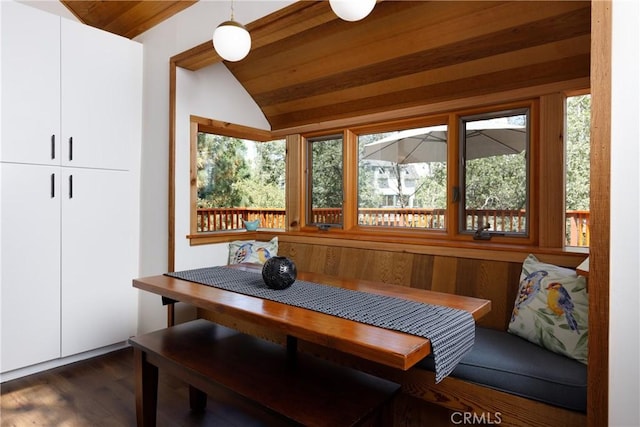 1384 Golden Rule Ln, Lake Arrowhead, CA 92352 - sunroom featuring breakfast area, lofted ceiling, and a healthy amount of sunlight