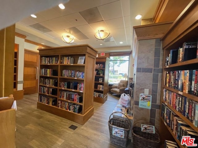 living area featuring hardwood / wood-style flooring