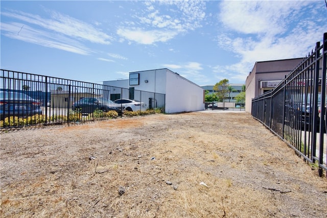 Listing photo 2 for 6296 Beach Blvd, Buena Park CA 90621