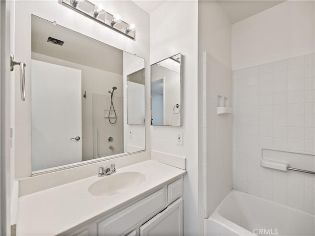 19810 Sandpiper Pl Unit 22, Newhall, CA 91321 - full bathroom featuring vanity and bathing tub / shower combination