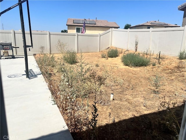 view of yard with a patio area