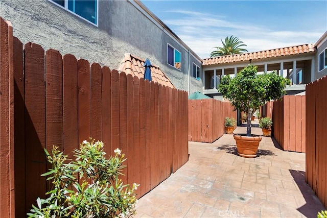 888 Victor Ave Unit 15, Inglewood, CA 90302 - view of patio / terrace with fence private yard
