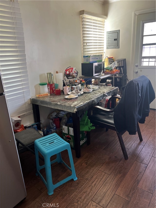 office area featuring dark hardwood / wood-style flooring