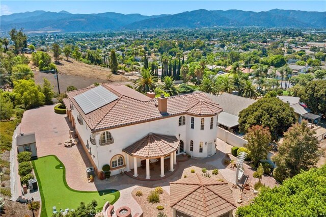 bird's eye view with a mountain view