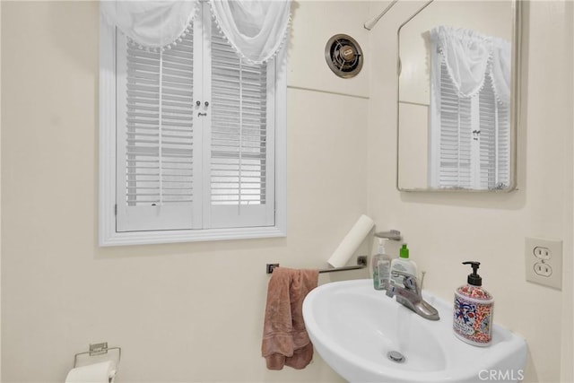 bathroom with sink