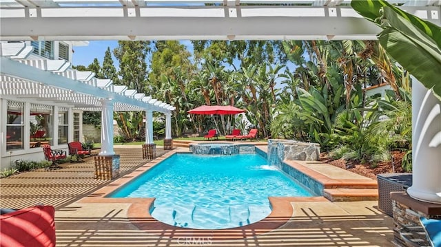 2221 Ventia, Tustin, CA 92782 - view of swimming pool with a pergola, a patio area, and a pool with connected hot tub
