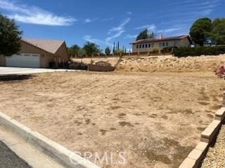 Listing photo 2 for 14666 Echo Ln, Helendale CA 92342