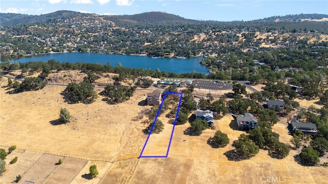 Listing photo 2 for 18715 Lakeridge Cir, Hidden Valley Lake CA 95467