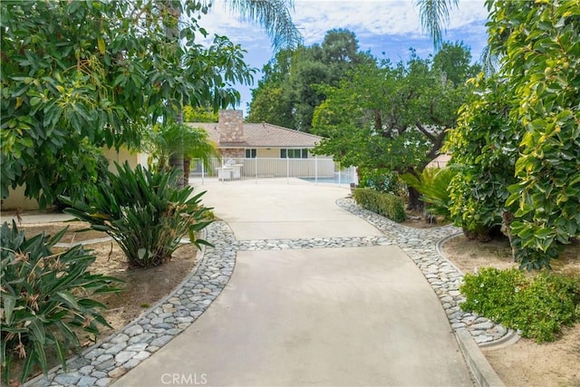 view of front of home featuring a patio area