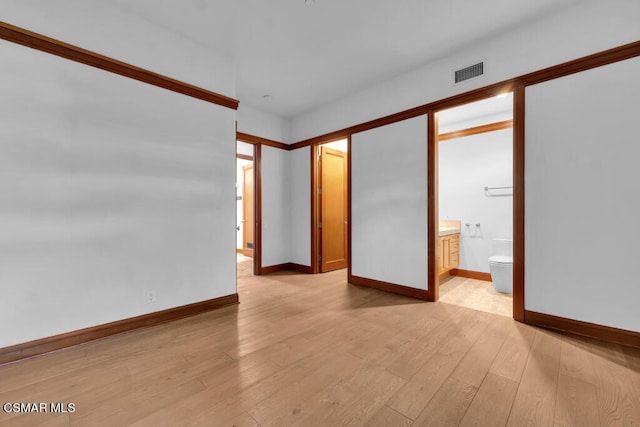 empty room featuring light hardwood / wood-style floors