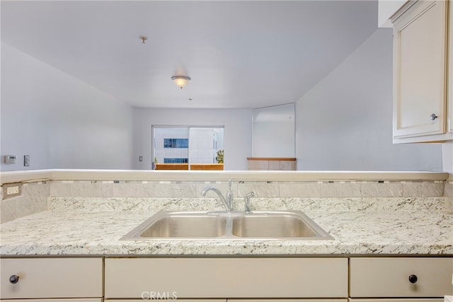 kitchen featuring sink