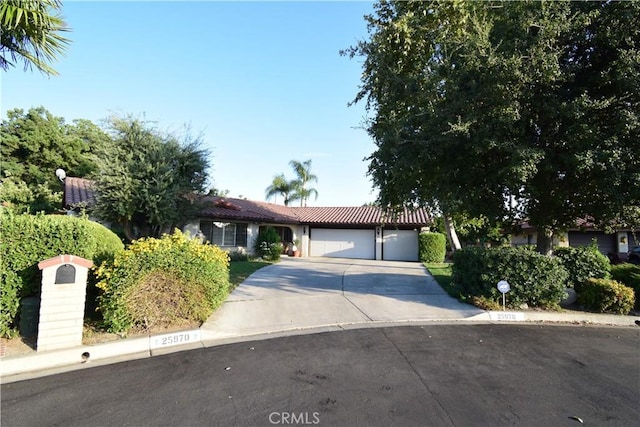 view of front of house with a garage