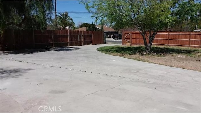 26759 Columbia St, Hemet, CA 92544 - view of yard