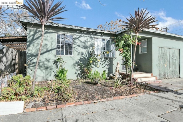 view of front of house