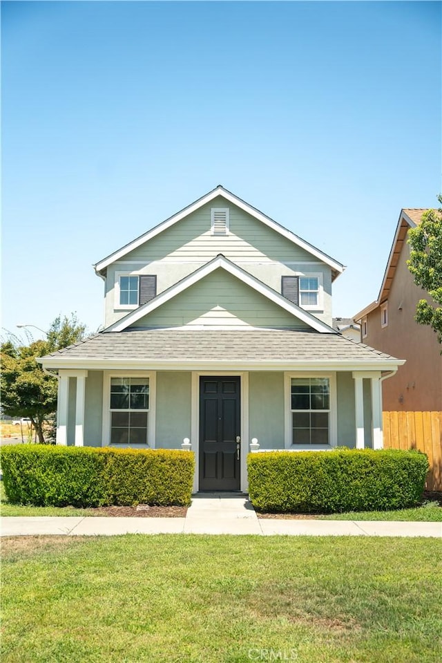 view of front of house with a front yard