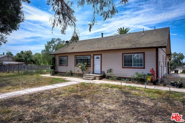 view of front of property