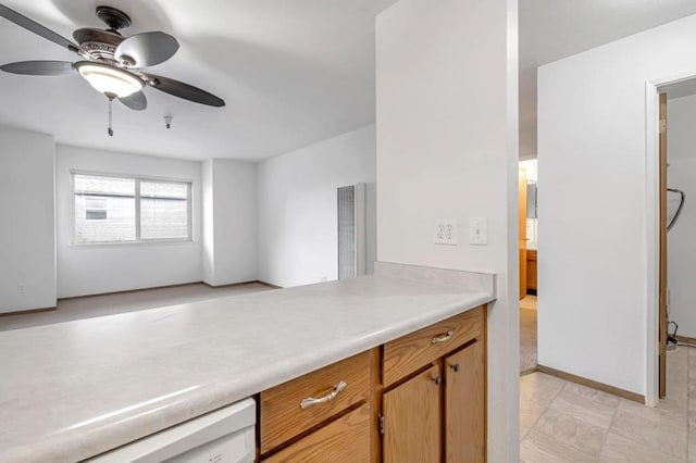 kitchen with ceiling fan