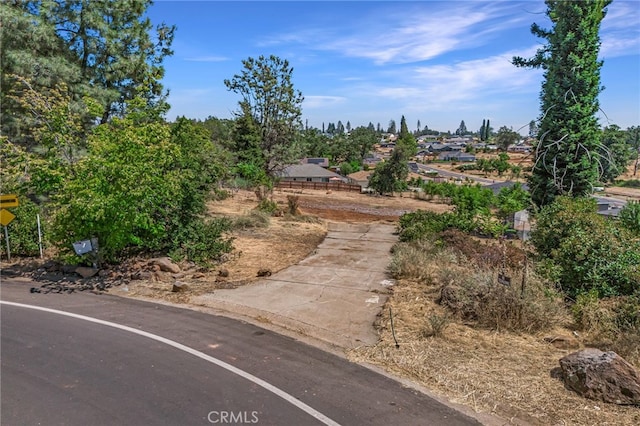 Listing photo 2 for 333 Circlewood Dr, Paradise CA 95969