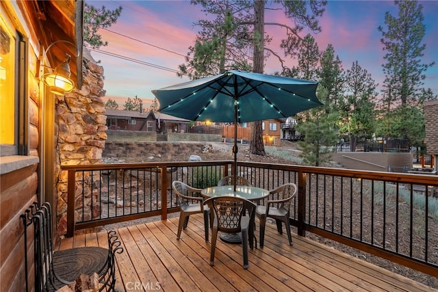 view of deck at dusk