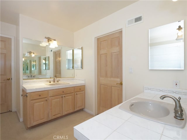 bathroom with vanity