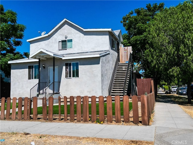 view of front of home