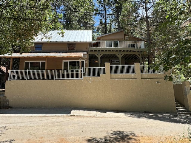 view of front of home