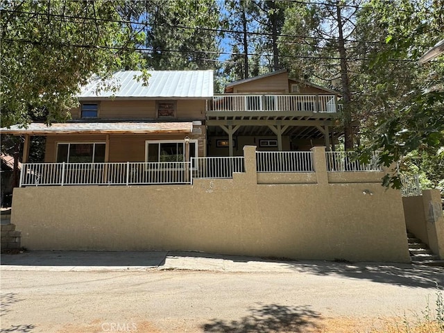 view of front of home