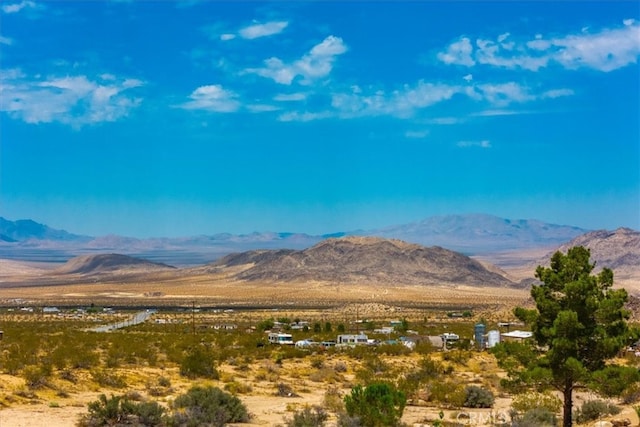 view of mountain feature